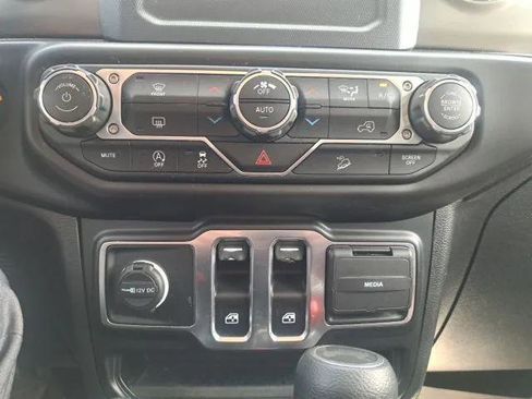 Certified 2021 Jeep Wrangler Sport image 18