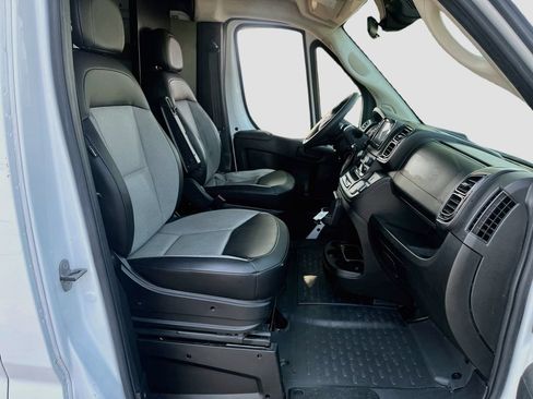 Used 2023 RAM ProMaster 2500 FWD image 23