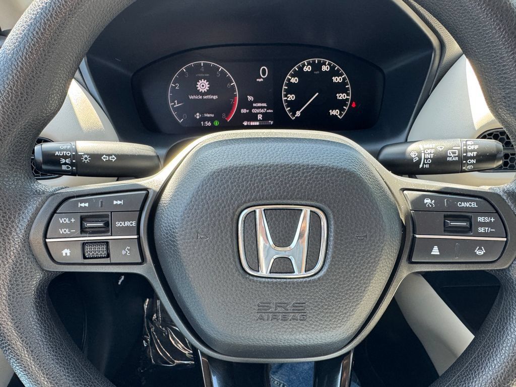 Used 2023 Honda HR-V LX image 32
