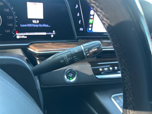 Used 2023 Cadillac Escalade Sport Platinum image 40