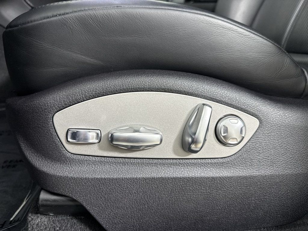 Certified 2026 Porsche Macan S AWD/4WD image 39