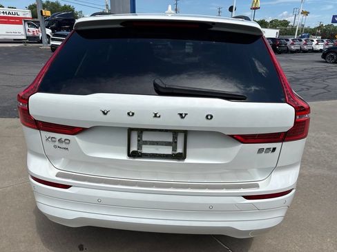 Certified 2023 Volvo XC60 B5 Core w/ Climate Package AWD/4WD image 8