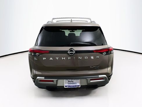 Used 2023 Nissan Pathfinder Platinum AWD/4WD image 6