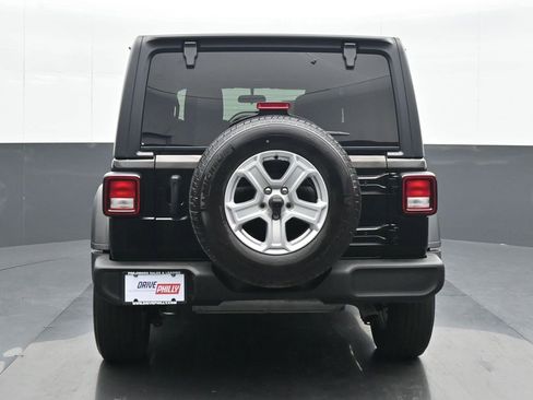 Used 2021 Jeep Wrangler Unlimited Sport image 5