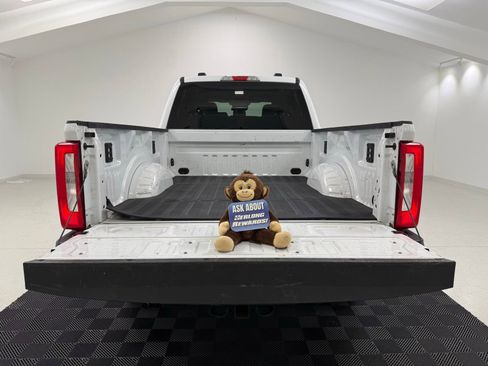 Used 2025 Ford F250 XLT image 9