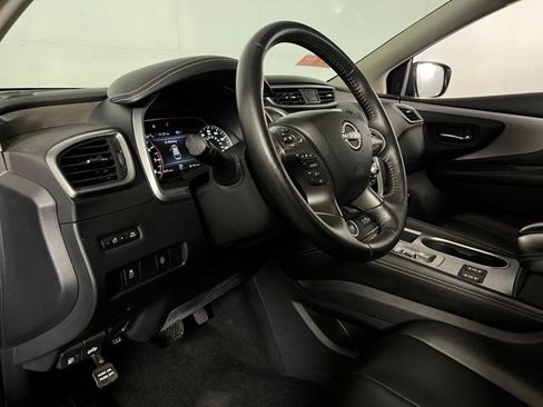 Used 2023 Nissan Murano SV image 25