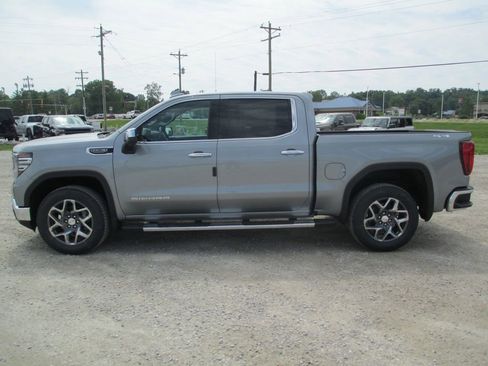 New 2026 GMC Sierra 1500 SLT w/ SLT Premium Package AWD/4WD image 10