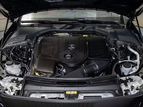 Certified 2024 Mercedes-Benz CLE 300 4MATIC Coupe image 5