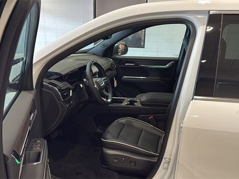 New 2026 GMC Acadia Denali w/ Super Cruise Package image 22