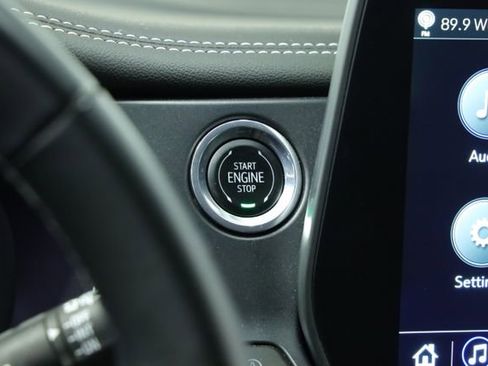 Used 2024 Chevrolet Blazer LT image 25