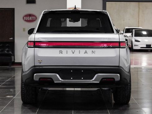 Used 2022 Rivian R1T Launch Edition image 13