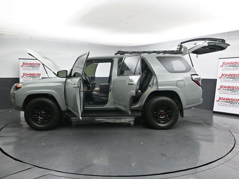 Used 2023 Toyota 4Runner TRD Off-Road Premium w/ Moonroof Package image 28