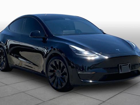 Used 2023 Tesla Model Y Performance AWD/4WD image 2