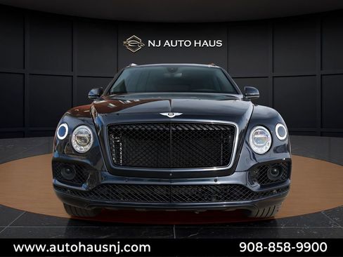 Used 2020 Bentley Bentayga Design Series AWD/4WD image 3