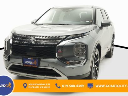 Used 2024 Mitsubishi Outlander SE