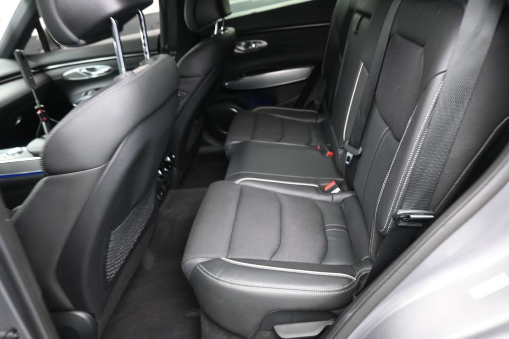 Used 2023 Genesis GV70 2.5T w/ Sport Prestige Package AWD/4WD image 14