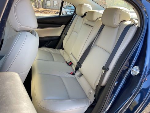 Used 2020 MAZDA MAZDA3 Sedan w/ Select Package image 20