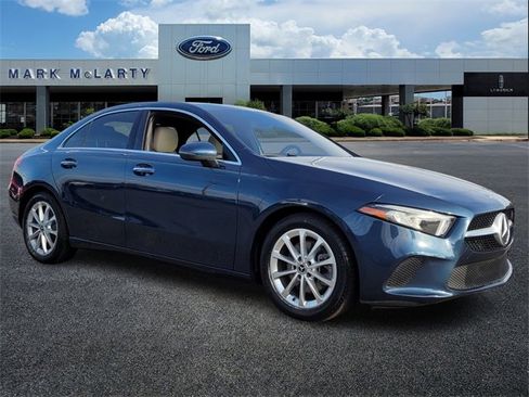 Used 2021 Mercedes-Benz A 220 image 2