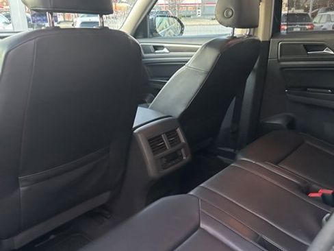 Used 2020 Volkswagen Atlas SE w/ Panoramic Sunroof Package image 20