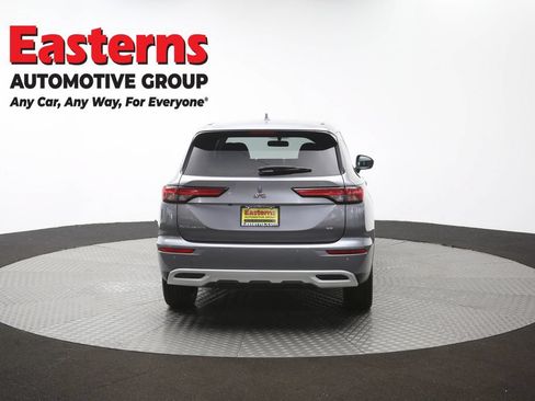 Used 2024 Mitsubishi Outlander SE FWD image 36