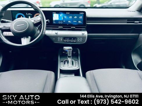Used 2024 Hyundai Kona SEL AWD/4WD image 7