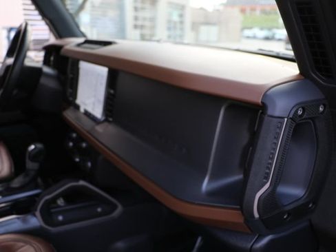 Used 2024 Ford Bronco Outer Banks AWD/4WD image 13