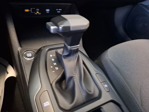 Used 2025 Kia K4 FWD image 13