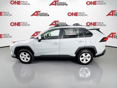 Certified 2021 Toyota RAV4 XLE w/ Convenience Package FWD image 5