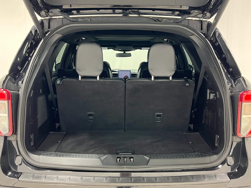 Used 2020 Ford Explorer ST AWD/4WD image 29