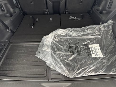 Certified 2026 Honda Pilot Touring image 31