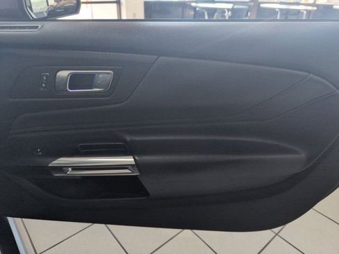 Used 2025 Ford Mustang Premium RWD image 26