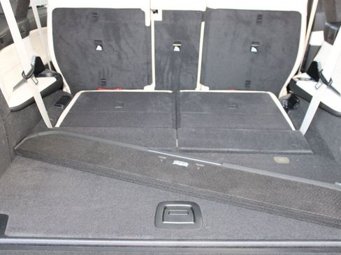 New 2026 BMW X7 M60i image 31