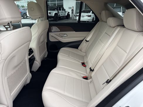 New 2026 Mercedes-Benz GLE 450 4MATIC image 12