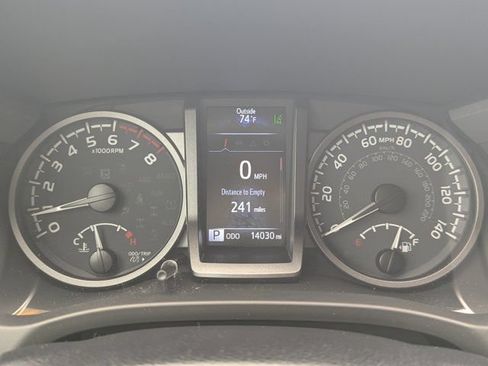 Used 2023 Toyota Tacoma TRD Sport w/ Technology Package AWD/4WD image 23