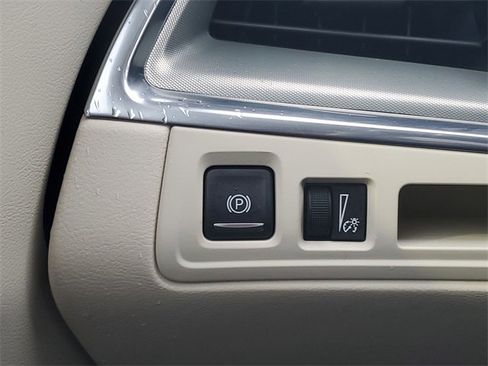 Used 2019 Cadillac XT5 Luxury image 19