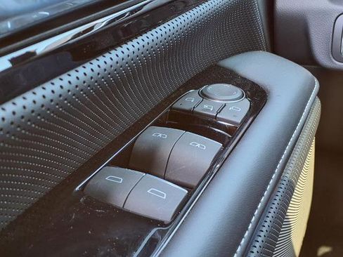 New 2025 GMC Sierra EV Denali image 16