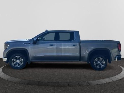 Used 2024 GMC Sierra 1500 SLT image 8