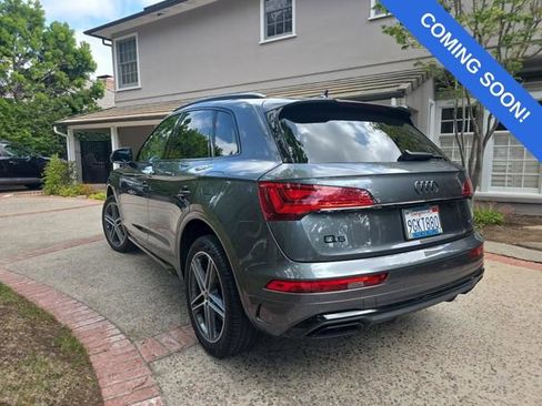 Used 2023 Audi Q5 e Premium Plus w/ Premium Plus Package AWD/4WD image 2