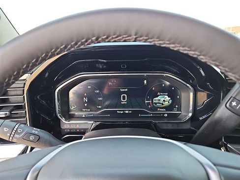 Used 2024 GMC Sierra 1500 Elevation w/ LPO, Elevation Black Package image 15