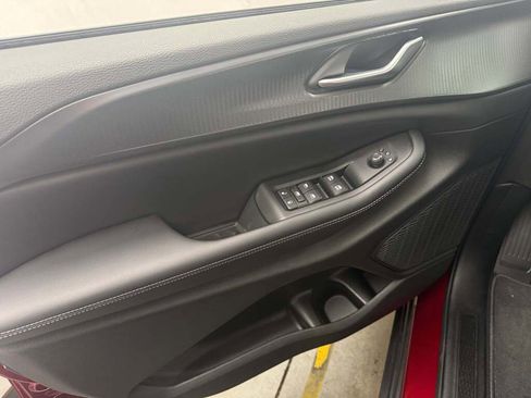 New 2025 Jeep Grand Cherokee L Laredo image 26