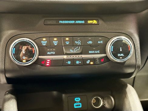 Used 2023 Ford Escape Active AWD/4WD image 11