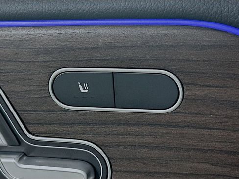 Certified 2026 Mercedes-Benz GLB 250 image 19