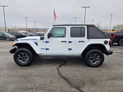 Used 2023 Jeep Wrangler Unlimited Rubicon 4xe image 7