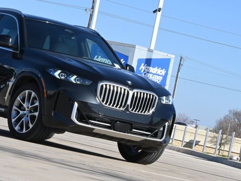 Used 2025 BMW X5 xDrive40i AWD/4WD image 5