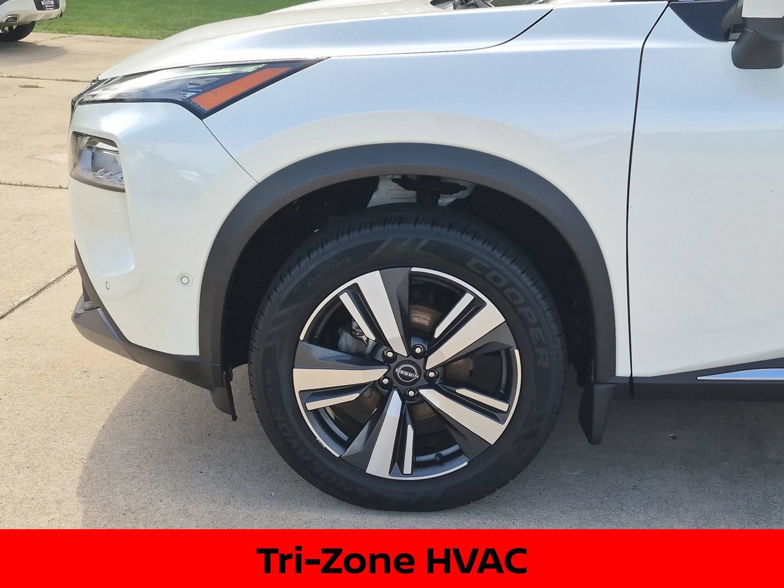 Certified 2023 Nissan Rogue SL w/ SL Premium Package AWD/4WD image 16