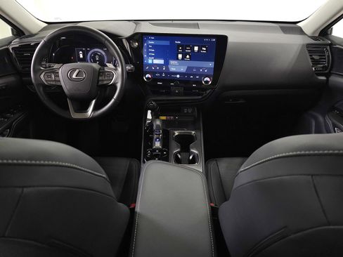 Used 2022 Lexus NX 350h Premium image 11