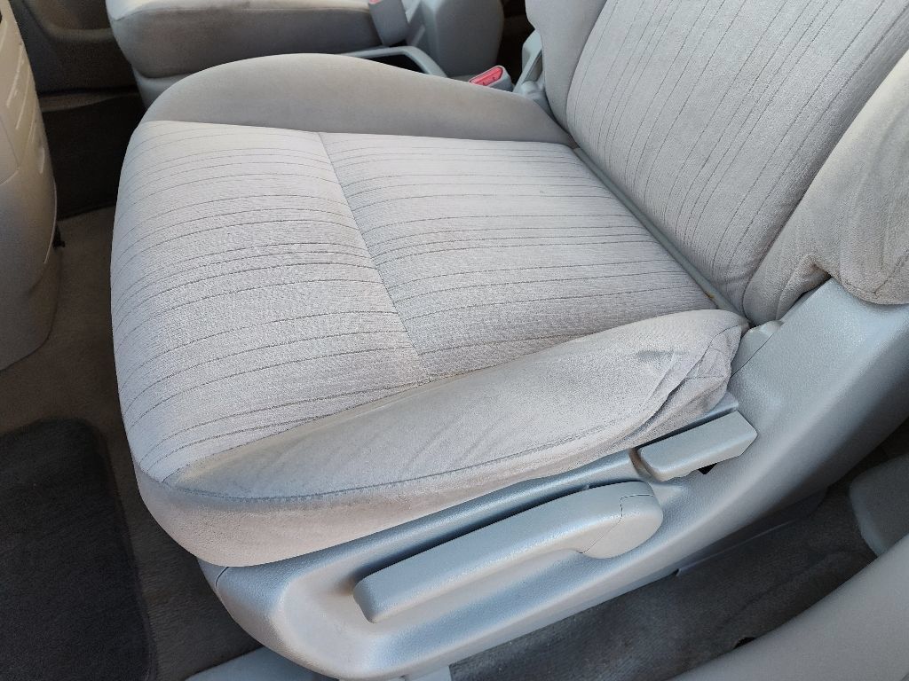 Used 2016 Nissan Quest SV FWD image 13