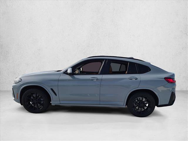 Used 2022 BMW X4 xDrive30i w/ M Sport Package AWD/4WD image 8