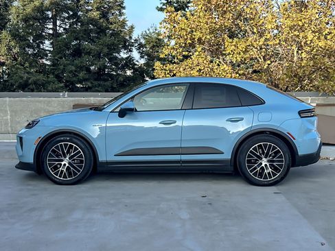 New 2025 Porsche Macan Electric image 2