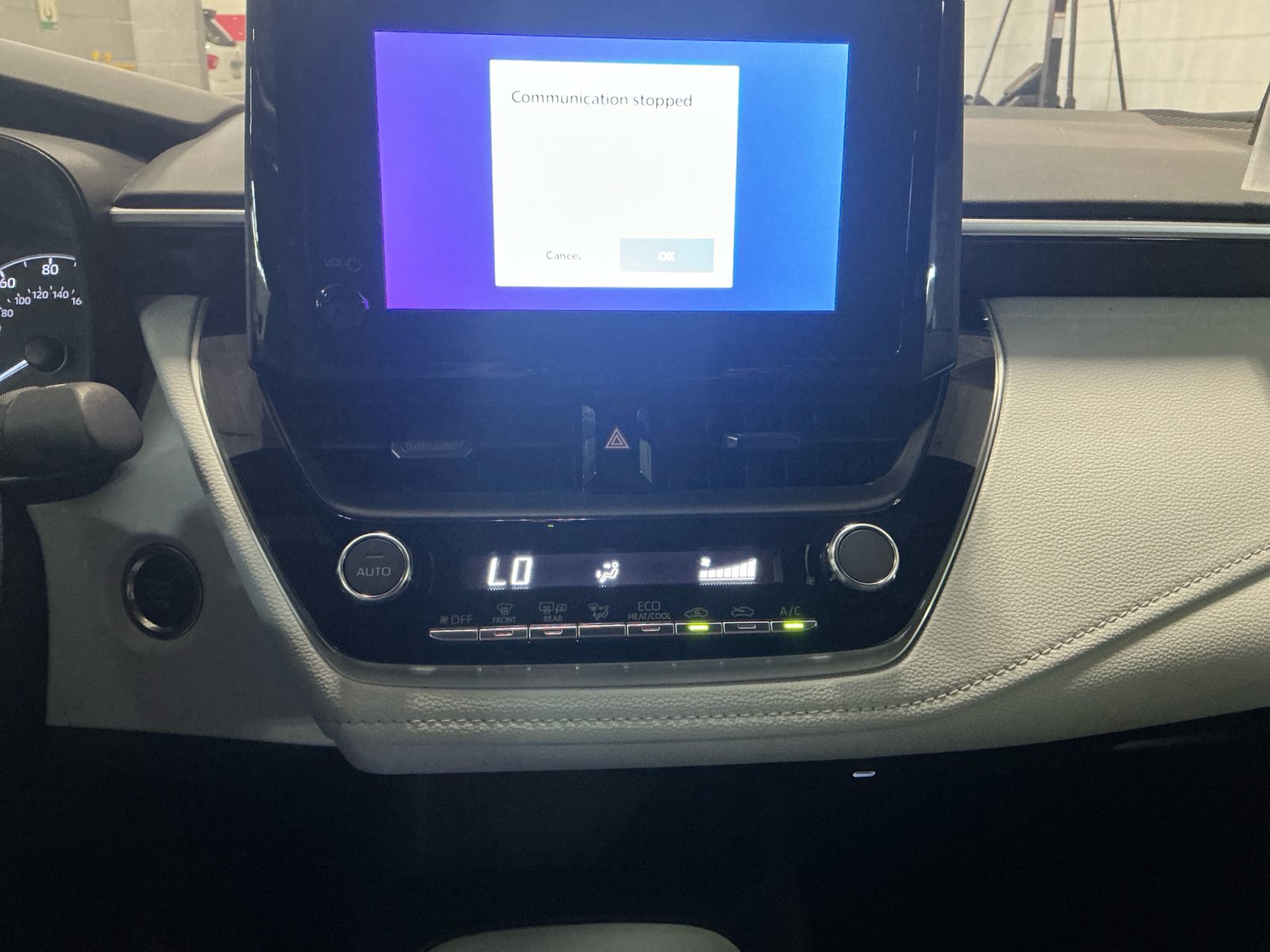 Used 2024 Toyota Corolla SE FWD image 12